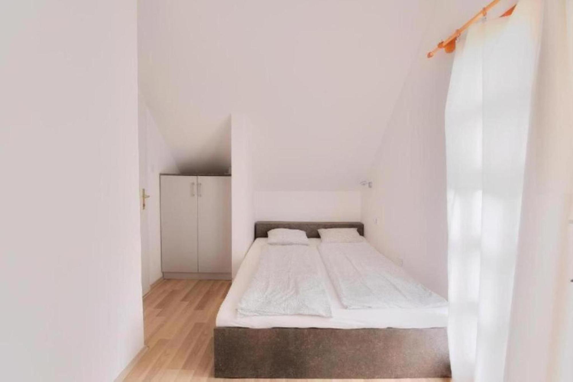 Oliver Inn Балатонлеле Екстериор снимка
