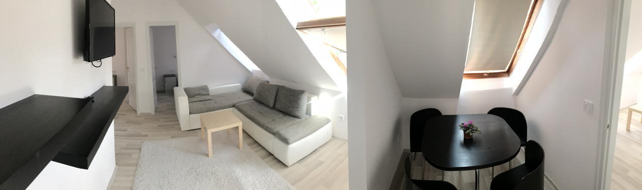 Oliver Inn Балатонлеле Екстериор снимка